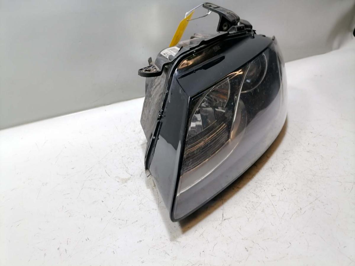 Audi A5 8T original Scheinwerfer vorn links Halogen Bj.2009